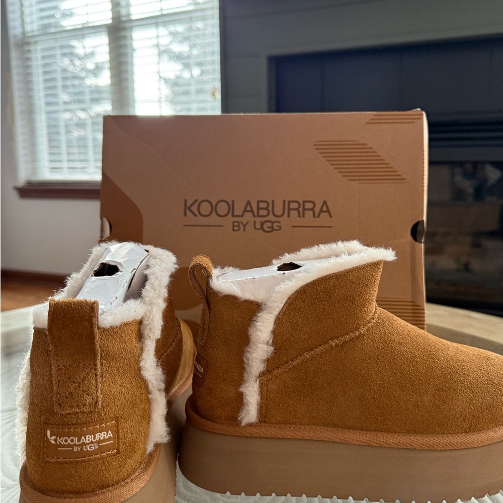 Koolaburra by UGG Brown Suede Boots